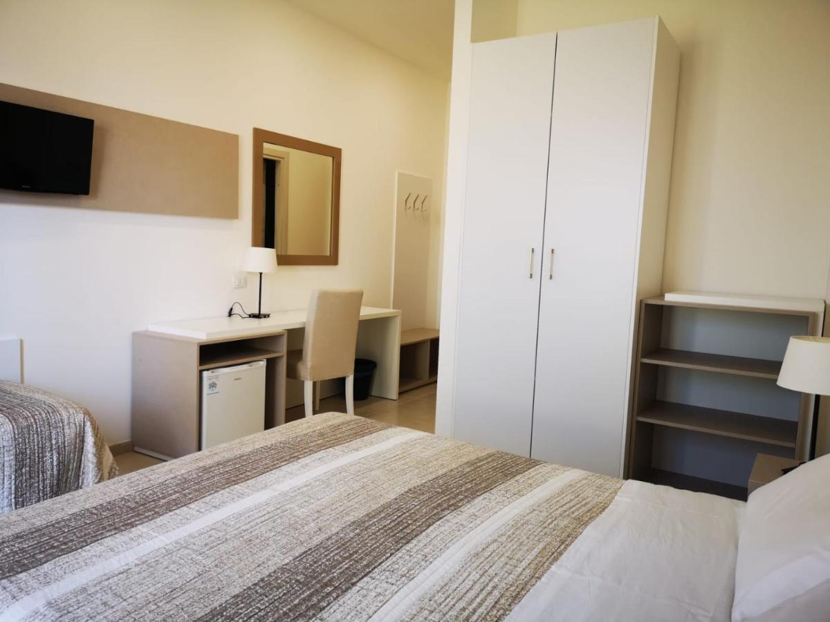 Hotel Jonio Lido di Noto エクステリア 写真