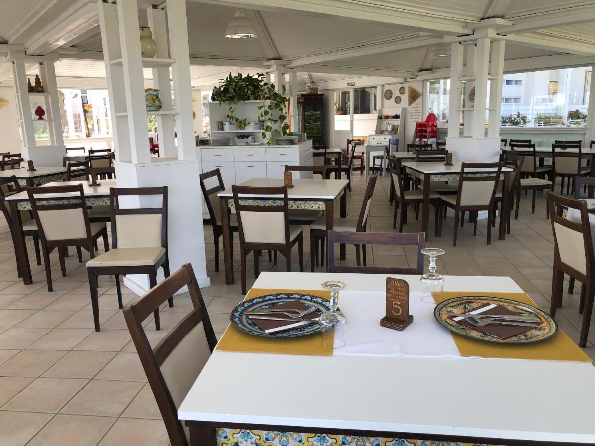 Hotel Jonio Lido di Noto エクステリア 写真