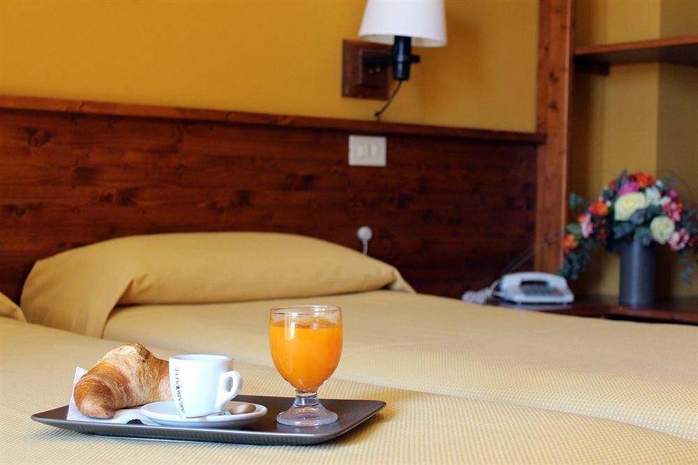 Hotel Jonio Lido di Noto エクステリア 写真